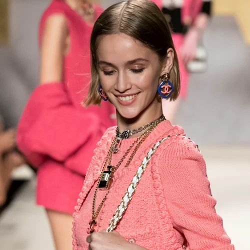 Το μικρό μυστικό μακιγιάζ που θα σε κάνει να δείχνεις πιο φρέσκια και ξεκούραστη από ποτέ