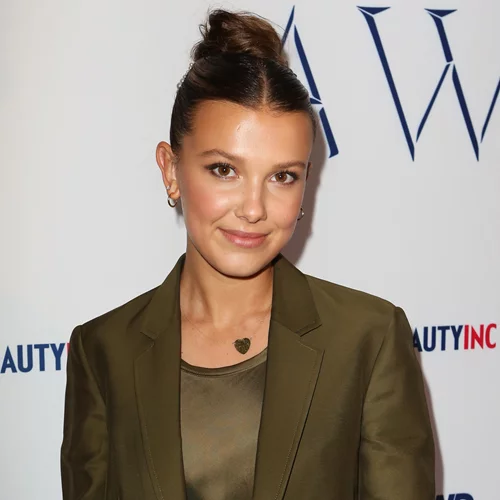 Η Millie Bobby Brown γιόρτασε τα γενέθλιά της μεταμφιεσμένη σε Barbie