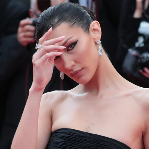 Trending now | Το μπεζ χρώμα στα νύχια είναι το κομψότερο όλων