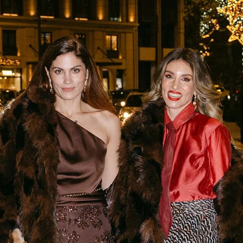 Μαίρη Συνατσάκη & Αθηνά Οικονομάκου | Τα festive looks τους για να πάρουμε έμπνευση για τις γιορτές