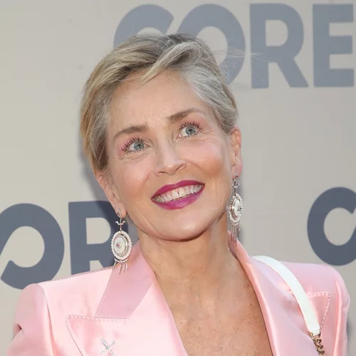 Η Sharon Stone προειδοποιεί όλες τις γυναίκες μετά από "λανθασμένη" διάγνωση που την οδήγησε στο χειρουργείο