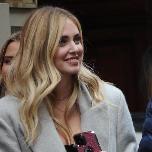 H Chiara Ferragni με δύο από τις πιο hot τάσεις μακιγιάζ της σεζόν