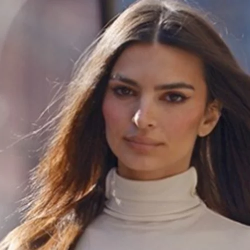 Γιατί η Emily Ratajkowski είναι η πιο ποθητή γυναίκα του σήμερα;