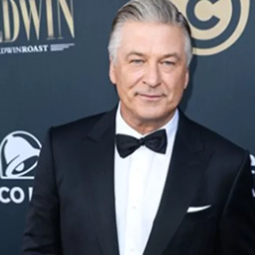 Alec Baldwin | Η οικογένεια της Halyna Hutchins του έκανε μήνυση για τον θάνατό της