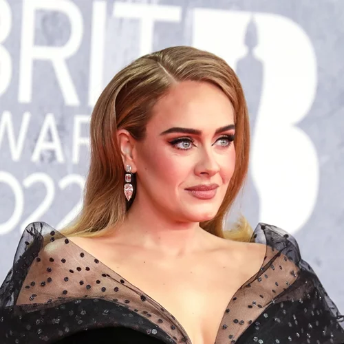 Adele | Τόσο καιρό προφέραμε λάθος το όνομά της