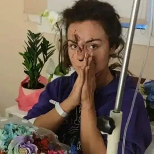 "Έπρεπε να αποφασίσω αν θα καώ ή αν θα σπάσω τα κόκαλά μου πέφτοντας κι εγώ στο κενό"