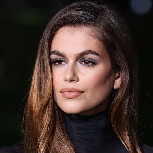 Siren eyes | Το ιδιοφυές κόλπο μακιγιάζ για να δείξουν (πολύ) μεγαλύτερα τα μάτια σου