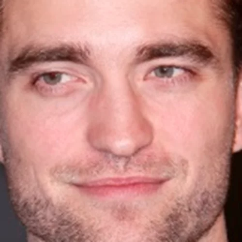 Θαυμαστές εγκωμιάζουν τη φωνή του Robert Pattinson ως Batman σε νέο teaser