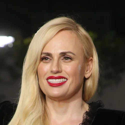 Η Rebel Wilson έγινε μαμά | Η πρώτη φωτογραφία του μωρού της