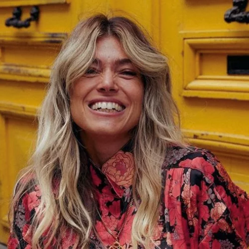 Βάσια Κωσταρά | Για δείπνο με την πανέμορφη και στιλάτη μητέρα της