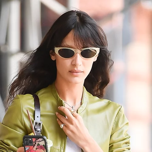 5 κλασικά λάθη στα μαλλιά που σε κάνουν να δείχνεις (πολύ) μεγαλύτερη