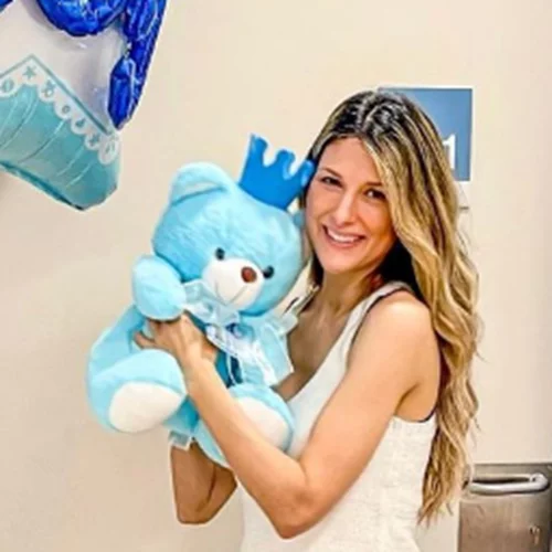 Εξιτήριο για την Ρούλα Σταματοπούλου | Γιατί ο νεογέννητος γιος της παρέμεινε στο μαιευτήριο;