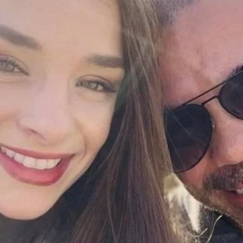 Μιχάλης Ζαμπίδης | Ποζάρει με τις δίδυμες κόρες του και "λιώνει" το Instagram