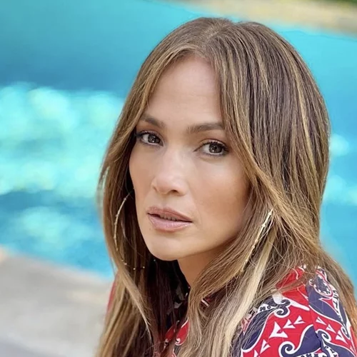 Jennifer Lopez : "Η χειρότερη ιδέα του κόσμου η συνύπαρξη με τη Σακίρα στη σκηνή του Super Bowl"