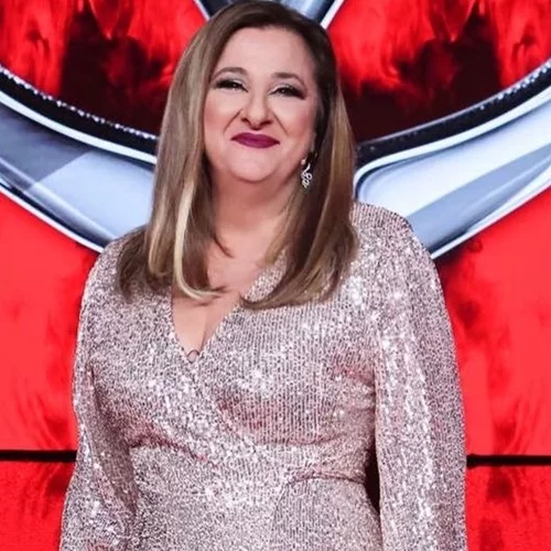 Friendly exes | Η κοινή εμφάνιση της Ελισάβετ Κωνσταντινίδου με τον πρώην σύζυγό της, Ταξίαρχο Χάνο