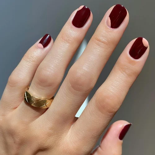 Αυτό το χρώμα στα νύχια δεν φεύγει ποτέ από τη μόδα