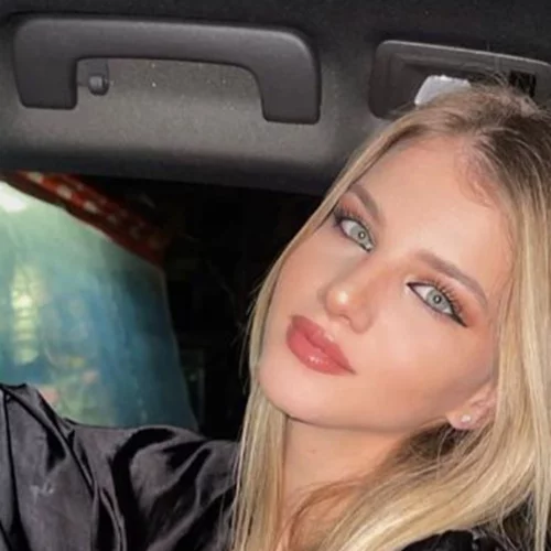 Καλλίγραμμη και εντυπωσιακή | Η Άννα Μαρία Ίβιτς έκανε τα ψώνια της φορώντας ρούχα γυμναστικής