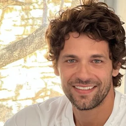 Αποστόλης Τότσικας | Ξέσπασε σε κλάματα κατά τη διάρκεια συνέντευξης