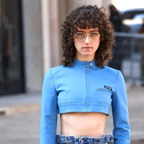 Η θετή κόρη της Κamala Harris είναι ό,τι πιο cool έχει επιδείξει η μόδα των τελευταίων ετών