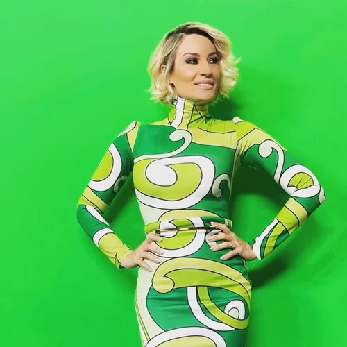 Ελεονώρα Μελέτη | "Λες να αρχίζουν να σφάζονται πάλι; Καλύτερα να μην την ανεβάσω λέω. Κάλε "πριτς""