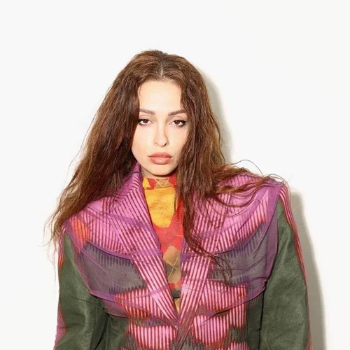 Ελένη Φουρέιρα | O διάλογος με την Ιωάννα Τούνη κάτω από τη φωτογραφία με τον γιο της