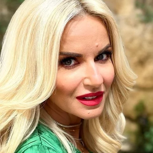 Μαρία Μπεκατώρου | Η αγαπημένη της κρέμα ματιών χαρίζει άμεσο αποτέλεσμα lifting