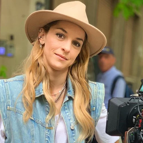 Θύμα ξυλοδαρμού έπεσε η Γιούλικα Σκαφιδά | Η μακροσκελής ανάρτηση στο Instagram