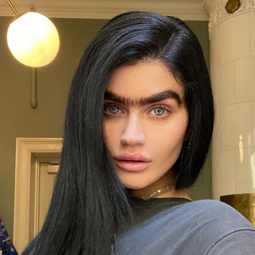 "Πώς θα δείχνουν μεγαλύτερα τα μάτια μου;" | Η Σοφία Χατζηπαντελή έχει το καλύτερο makeup tip