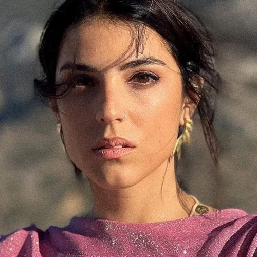 Άννα Μαρία Βέλλη | "Με κλείδωσε στο δωμάτιο, πήρε το κεφάλι μου και το κοπάνησε στο πάτωμα"