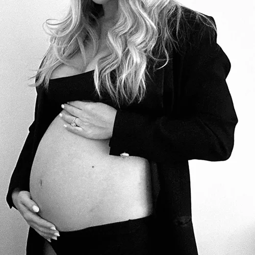 Baby boom | Η γνωστή Ελληνίδα influencer είναι έγκυος στο πρώτο της παιδί