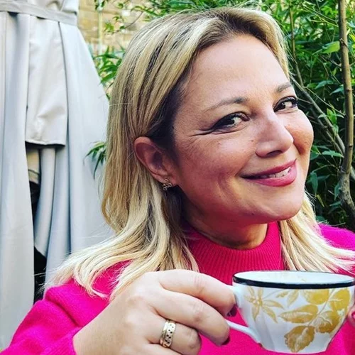 Νάνσυ Ζαμπέτογλου | Το φόρεμά της από τη Zara που θα φοράς από το πρωί μέχρι το βράδυ