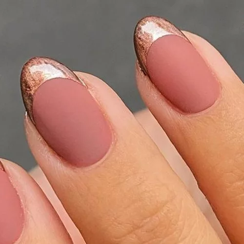 3 πανεύκολοι τρόποι να κάνεις οποιοδήποτε βερνίκι νυχιών ματ