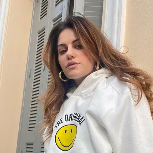 Το super κολακευτικό κούρεμα που κάνουν τώρα όλες οι Ελληνίδες influencers