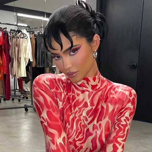 "Είναι πολύ δύσκολο": Η Kylie Jenner μιλάει ανοιχτά για τις δυσκολίες μετά τον τοκετό