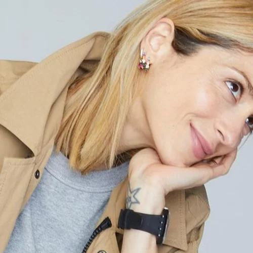 Η Σοφία Καρβέλα έκανε την πιο στιλάτη εμφάνιση της άνοιξης