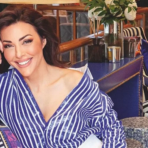 Μα πόσο μεγάλωσε | Η Σίσσυ Φειδά σε μία σπάνια εμφάνιση με την κορούλα της