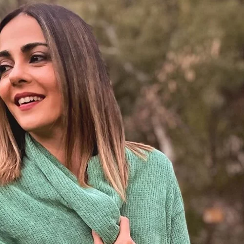 Η Αγγελική Δαλιάνη στην πρώτη της δημόσια εμφάνιση μετά τη δικαστική απόφαση για τον Μάνο Παπαγιάννη