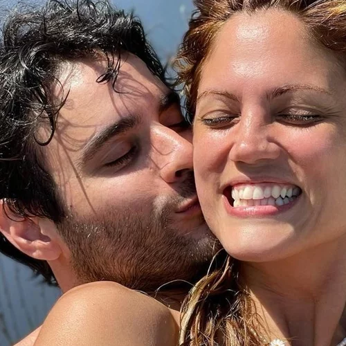 "Είναι πανέμορφη..." | Όλα όσα είπε ο Δημήτρης Ουγγαρέζος για την κόρη της Μαίρης Συνατσάκη και του Ίαν Στρατή