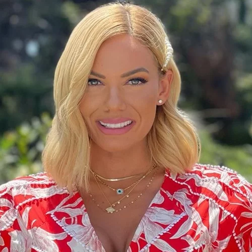 Η Ιωάννα Μαλέσκου με πιο κοντά μαλλιά από ποτέ | Δες τις φωτογραφίες από το κομμωτήριο