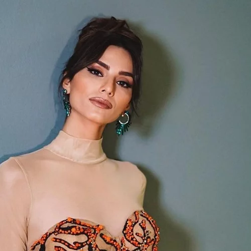 Full in love | Η Ηλιάνα Παπαγεωργίου στην αγκαλιά του πρώην συζύγου της, Γιάννη Καραβασάνη