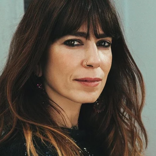 Μυρτώ Αλικάκη | "Κάπως έτσι οδηγήθηκα στο κρεβάτι του ψυχαναλυτή..."