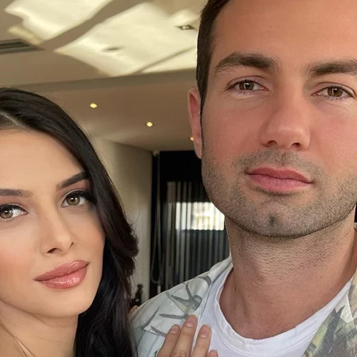 Η Άννα Μπεζάν δημοσίευσε την πρώτη "φωτογραφία" της κόρης της