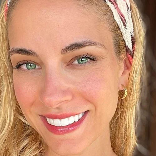 Δούκισσα Νομικού | Όλες οι φορές που μοιράστηκε στο Instagram φωτογραφίες από την παιδική της ηλικία