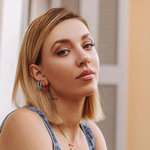 Στο κομμωτήριο η Γαρυφαλιά Καληφώνη | Δες το νέο hair look της