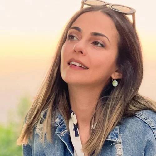 Αγγελική Δαλιάνη | Η σπάνια δημόσια εμφάνιση με την κόρη της και η απίστευτη ομοιότητά τους