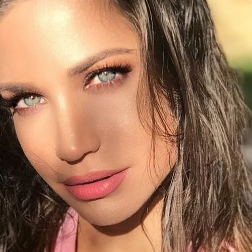 Κατερίνα Γερονικολού | Οι ρομαντικές φωτογραφίες με τον Γιάννη Τσιμιτσέλη και οι δημόσιες ευχές για τα γενέθλιά του