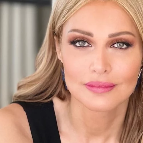 Νατάσα Θεοδωρίδου | Μας ξεναγεί στο πατρικό της σπίτι και στο τρισχαριτωμένο παιδικό της δωμάτιο