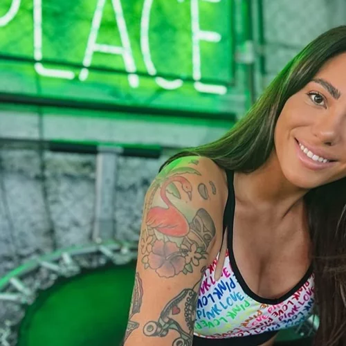 Η Ευρυδίκη Βαλαβάνη έγινε 36 ετών | Η υπέροχη τούρτα γενεθλίων και το γλυκό σχόλιο του Γρηγόρη Μόργκαν