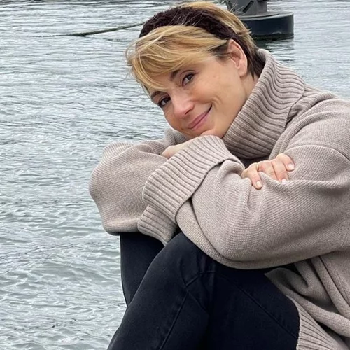 Ευδοκία Ρουμελιώτη | Η γλυκιά φωτογραφία με τον σύζυγό της και τον μονάκριβο γιο τους και οι ευχές για "καλή χρονιά"