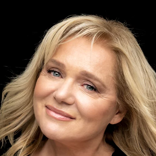 Η Μαρία Καβογιάννη ερμηνεύει τη "Μητέρα του σκύλου"